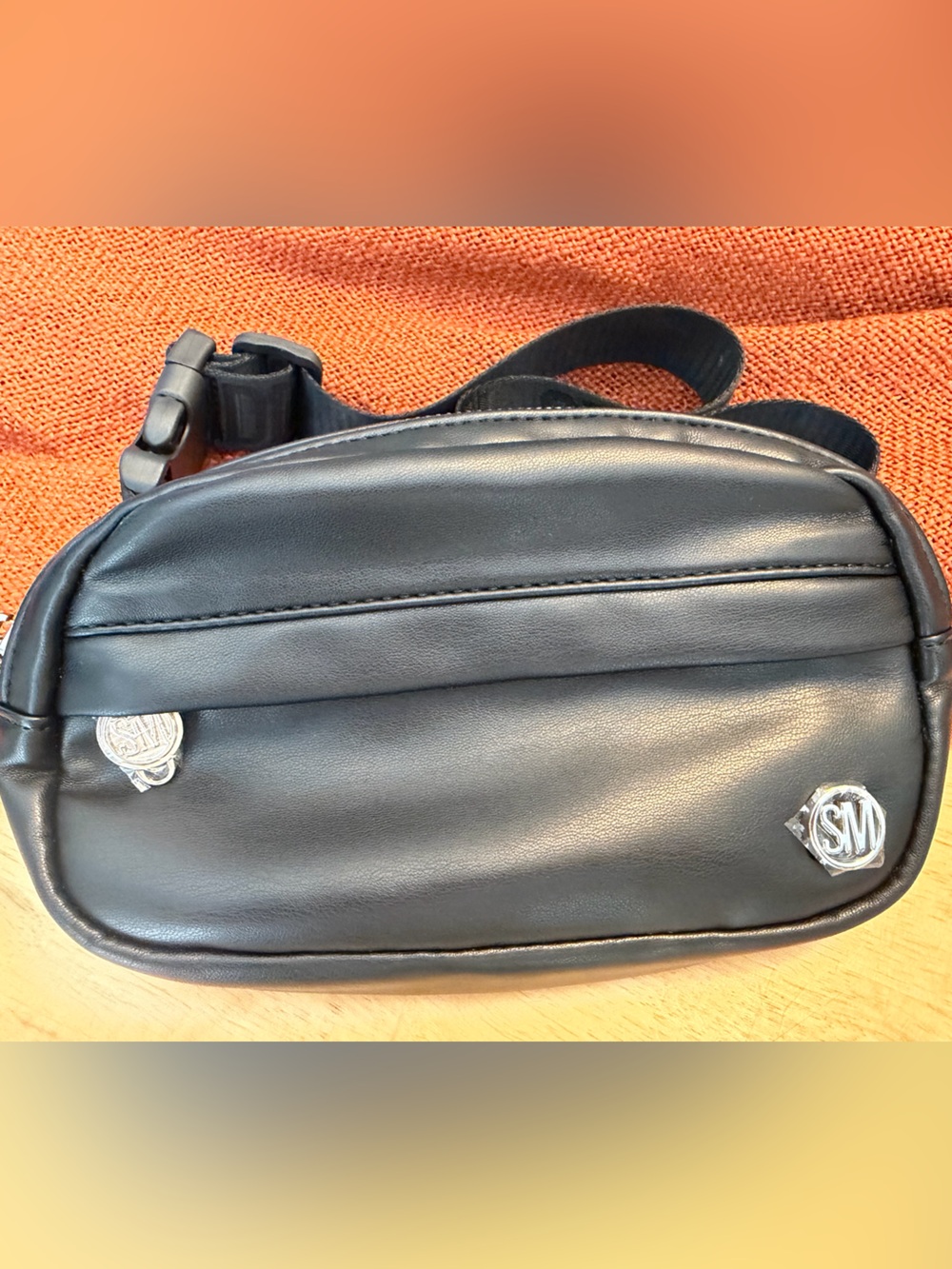Steve Madden Cangurera Mini Bag black crossbody NWOT